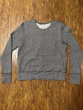 Lululemon Rush Hour Long Sleeve Shirt | Gray & White Spray Dot | Size 6